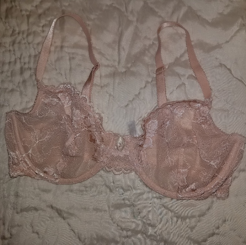 Lace bra